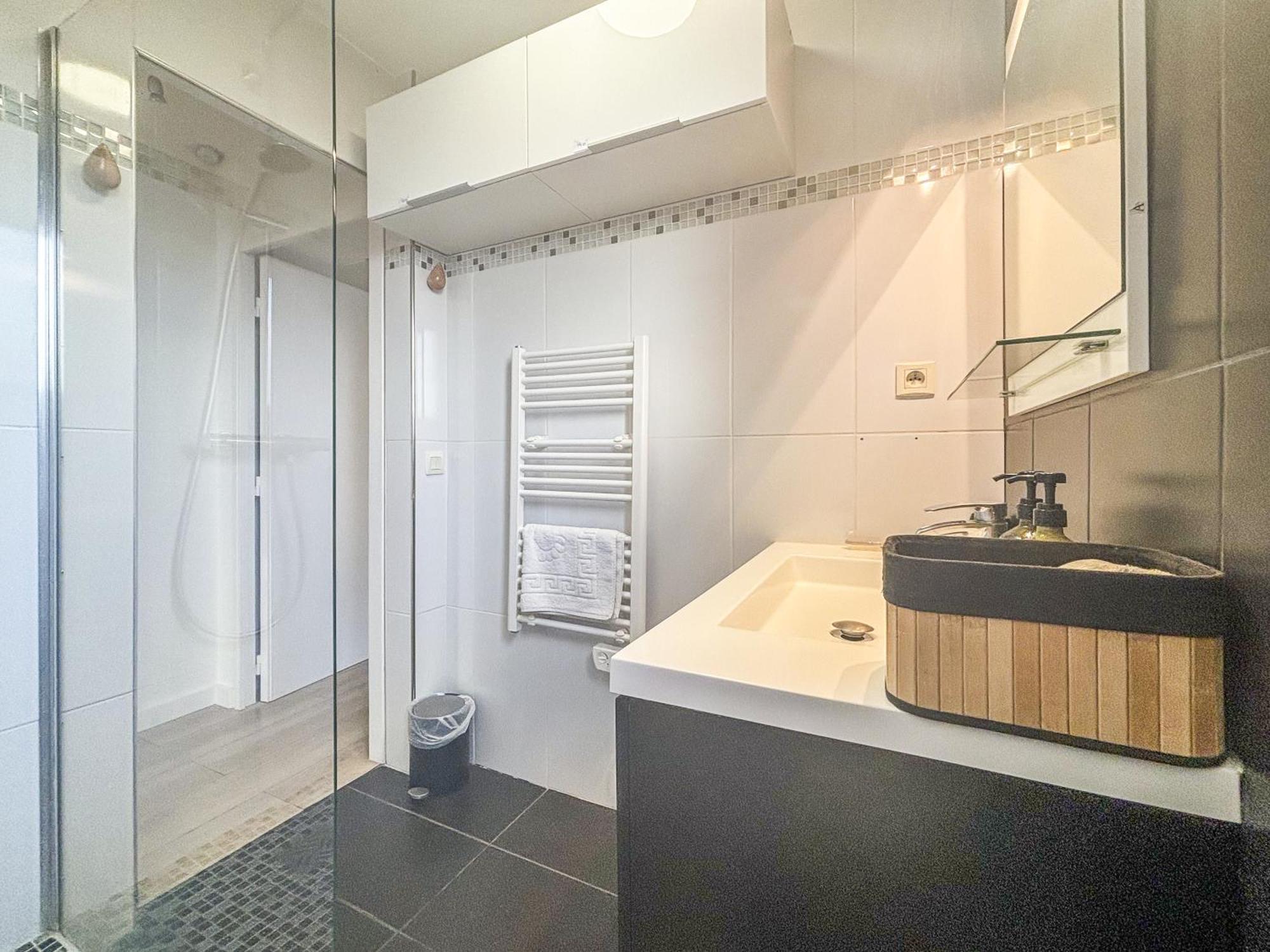 Appartamento Evasion Vue - Wifi, Piscine, Parking, 4pers Nizza